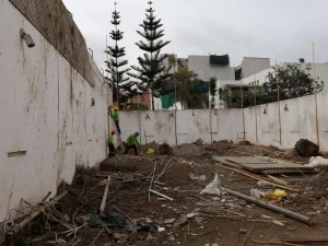 Construcción de Piscina y Jardín